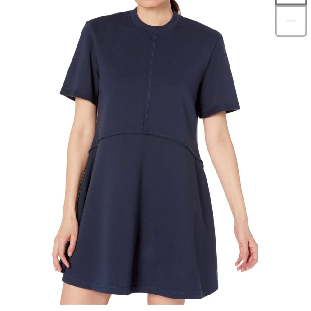 Worn twice Sweaty Betty Revive Tshirt Dress Size L in Navy